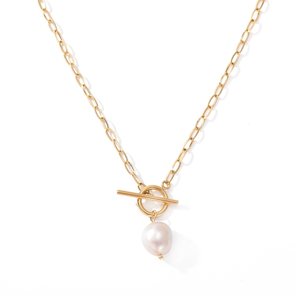 PURE PEARL MOON NECKLACE